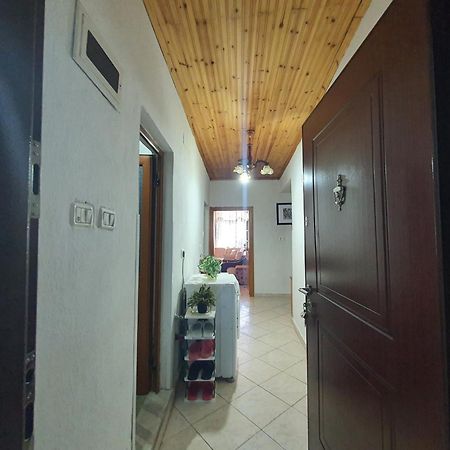 Hida Guest House Gjirokaster Bagian luar foto